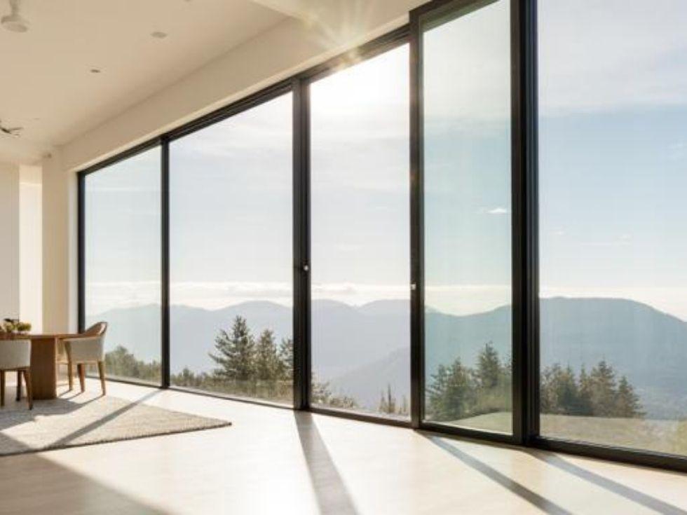 How to Choose Aluminium Doors and Windows for Noise, Heat, and Dust Control